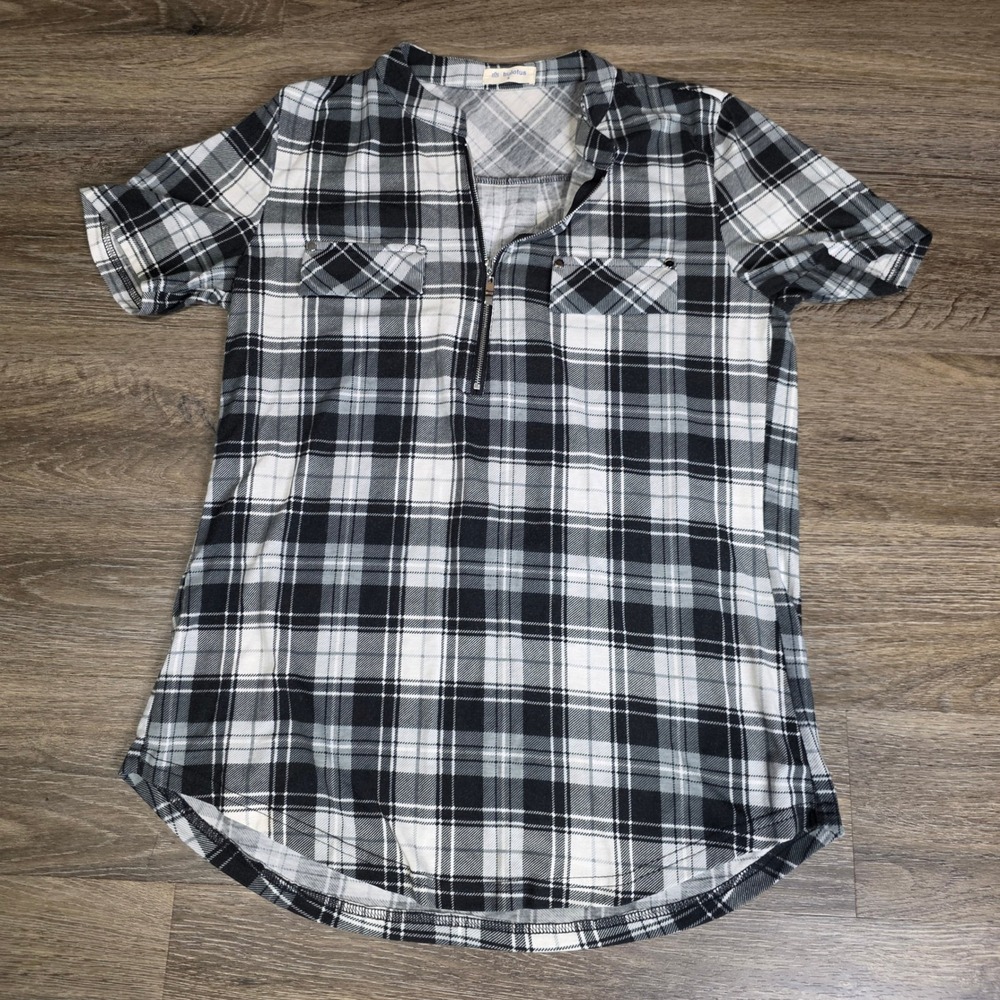 Bulotus Womens Small Short Sleeve Plaid Quarter Zip Top Black White Grey Stretch